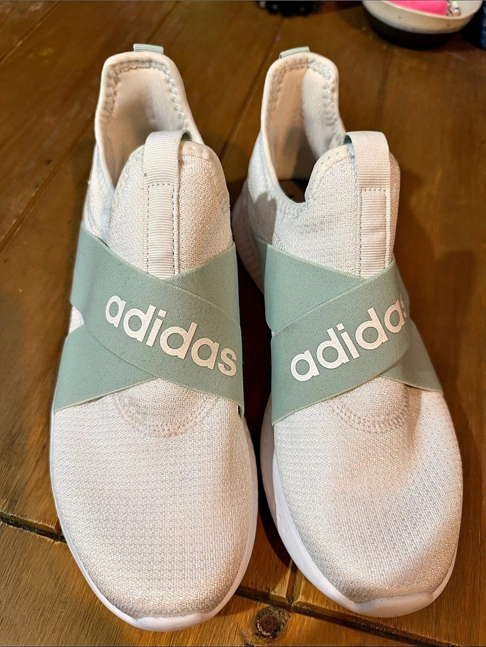 adidas Cloudfoam Super Women's Sneakers White & Green US 9.5 Like New